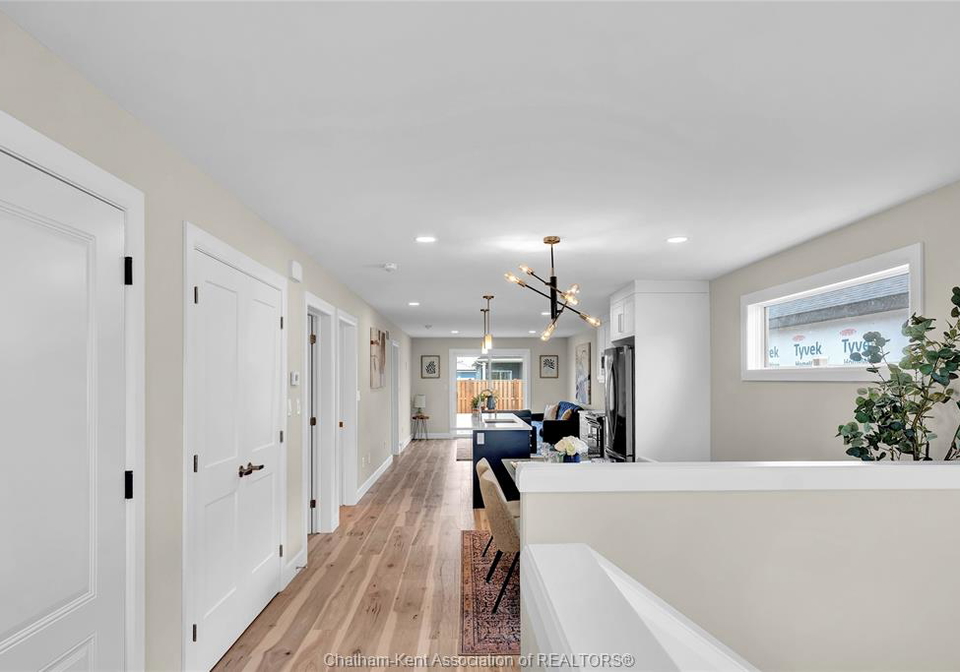 244-ironwood-trail-chatham-ontario-26020116