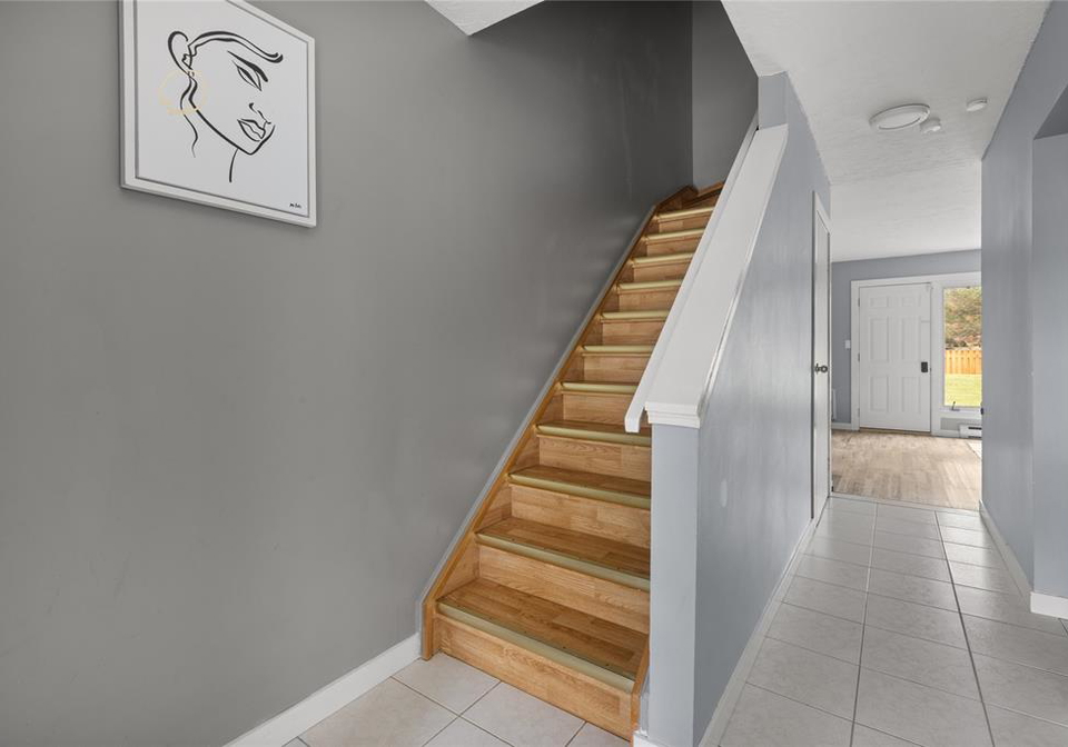 2626-vine-court-windsor-ontario-26020120