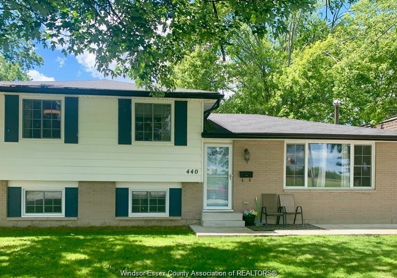 440-fryer-street-amherstburg-ontario-26020135
