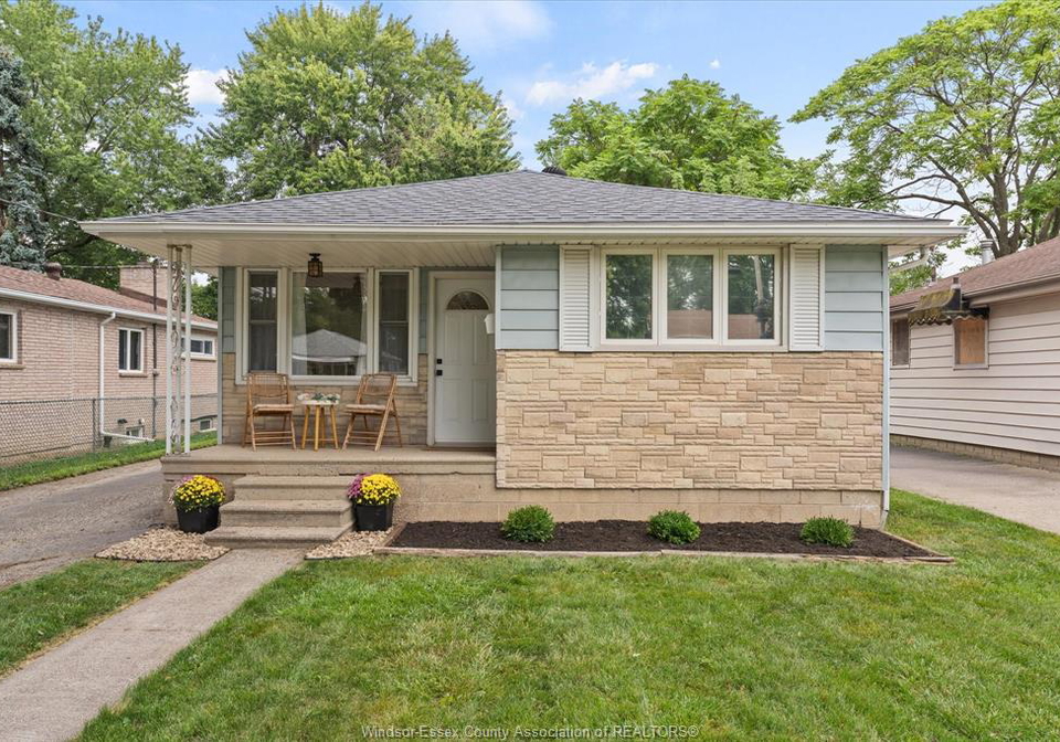 1776-glendale-avenue-windsor-ontario-26020144