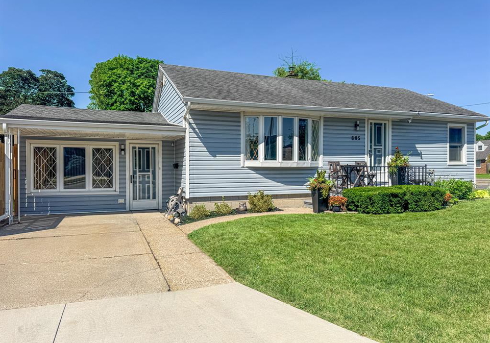 805-matthew-brady-windsor-ontario-26020149