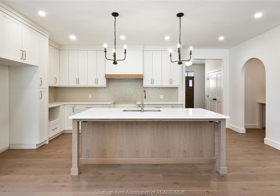 67-rosewood-crescent-chatham-ontario-26020150