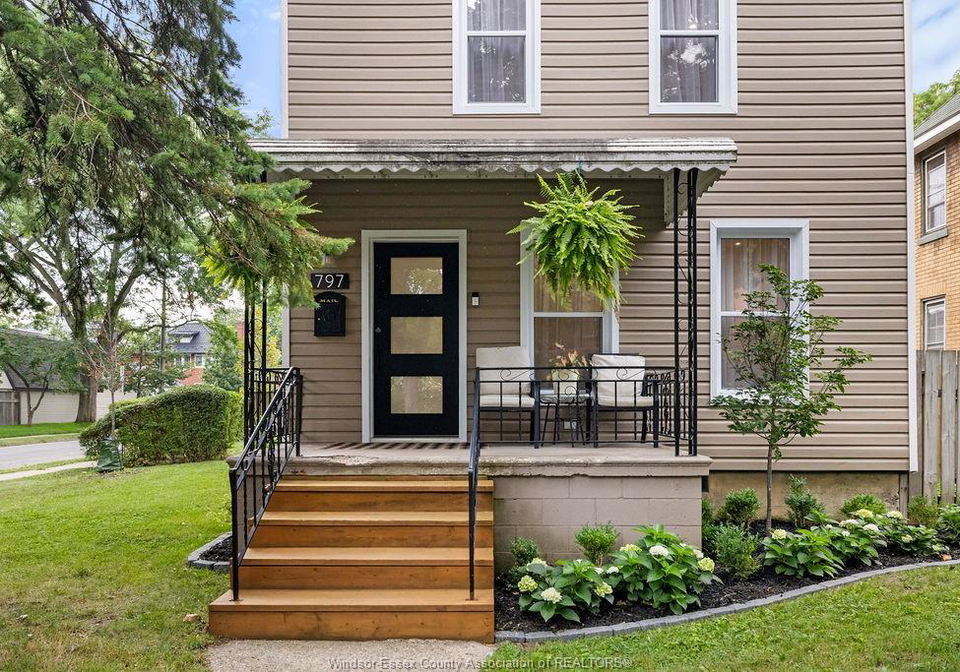 797-monmouth-road-windsor-ontario-26020154