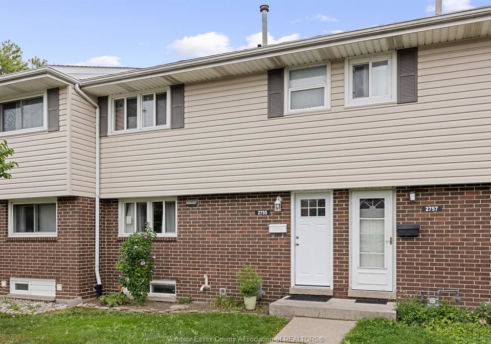 2755-meadowbrook-windsor-ontario-26020157