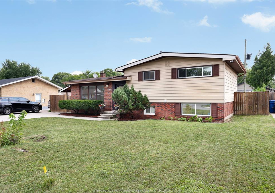 4100-mount-royal-windsor-ontario-26020166