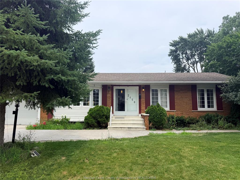 2450-academy-drive-windsor-ontario-26020168