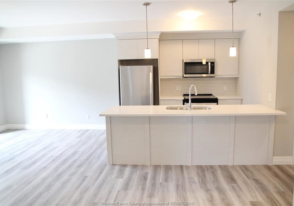 728-brownstone-drive-lakeshore-ontario-26020174