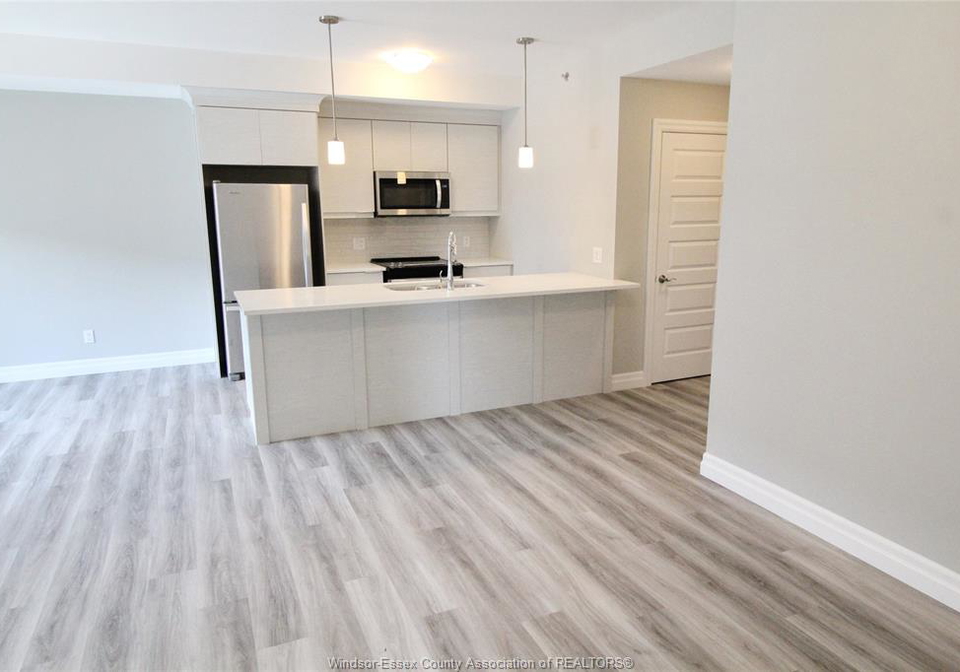 728-brownstone-drive-lakeshore-ontario-26020174