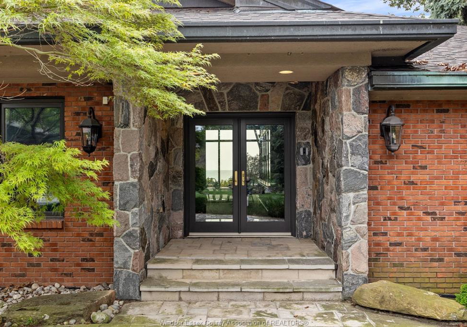 881-county-road-50-east-essex-ontario-26020175