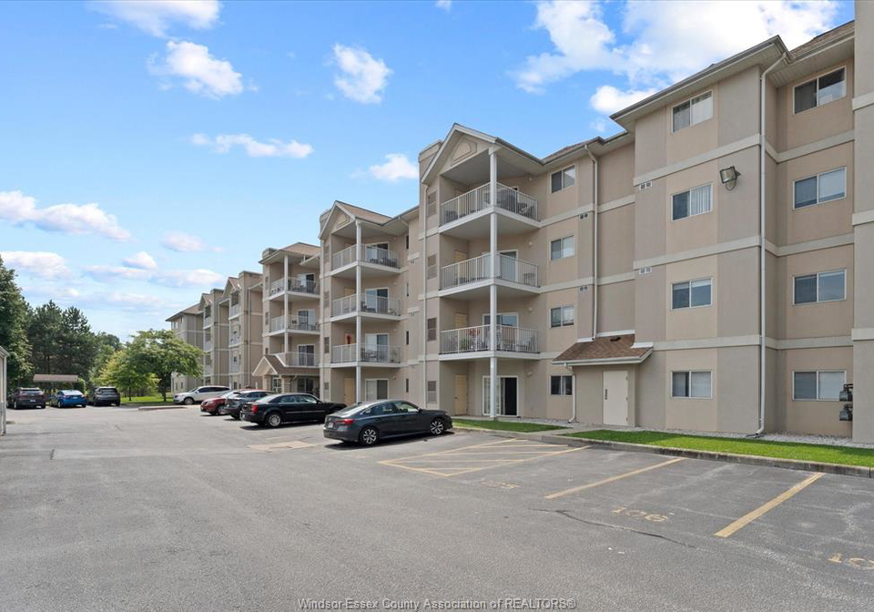 1655-grand-marais-road-west-windsor-ontario-26020189