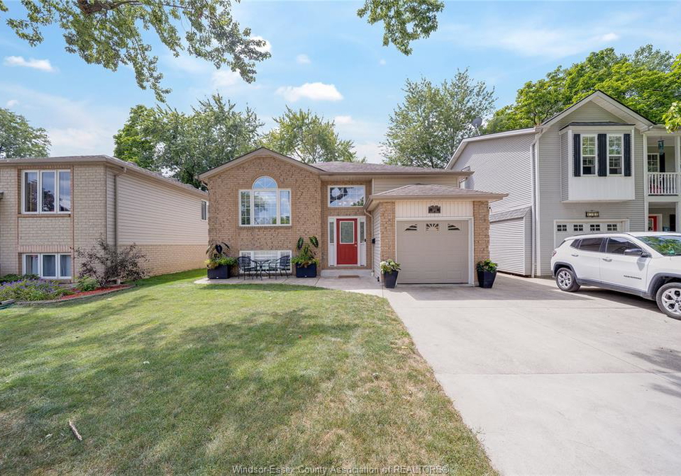 1309-ellrose-windsor-ontario-26020190