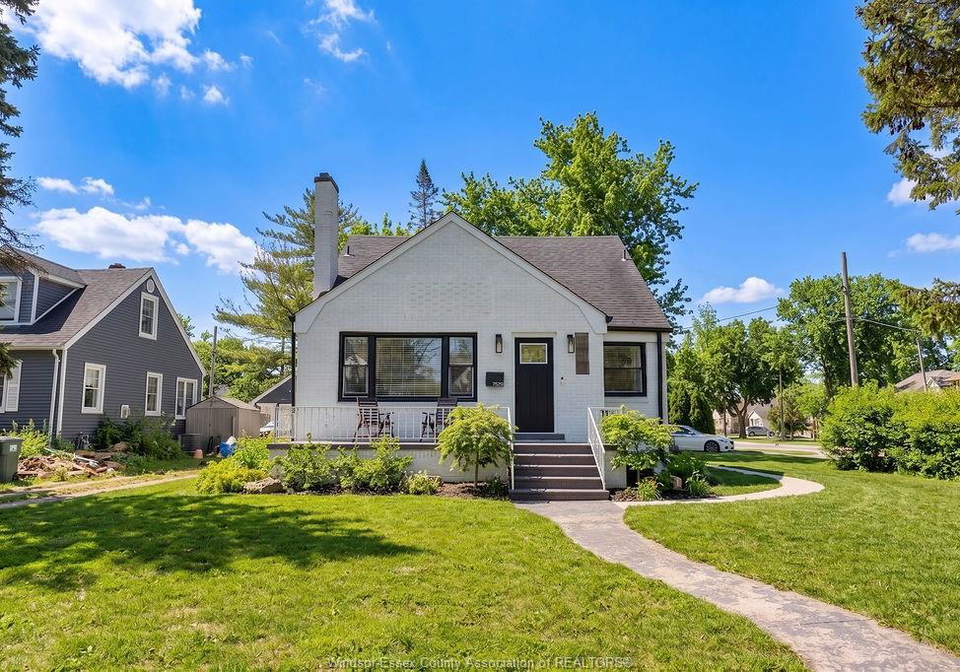 7529-st-rose-windsor-ontario-26020191