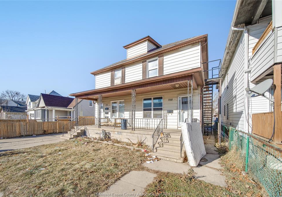 756-brant-street-windsor-ontario-26020213