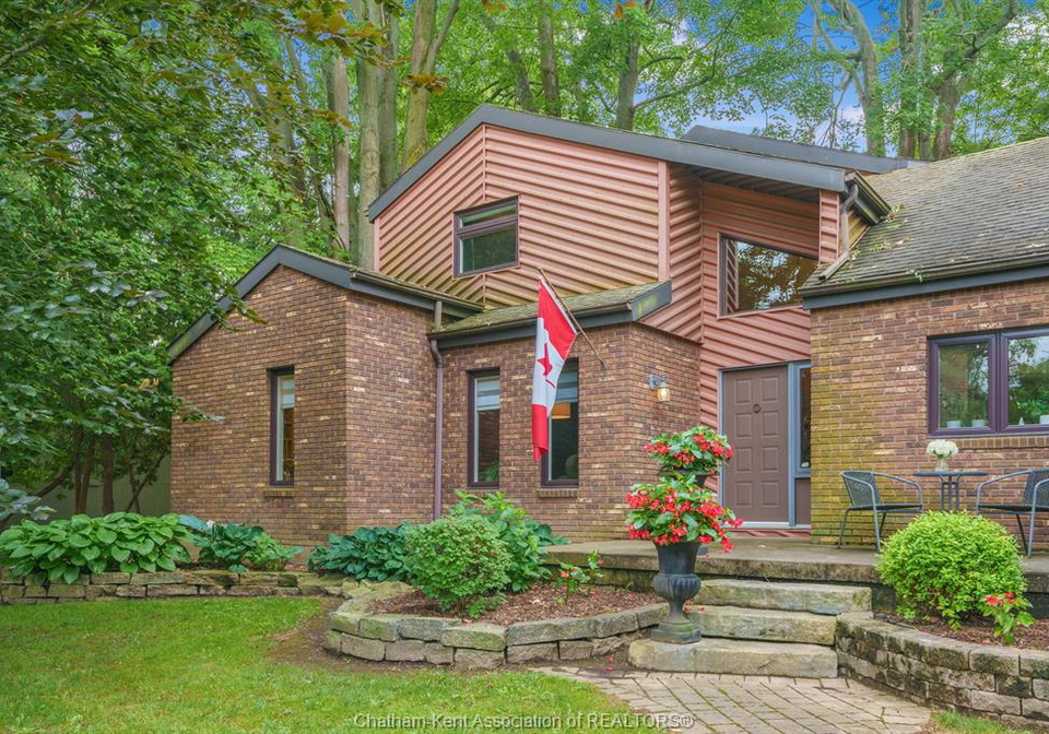 22780-creek-road-chatham-ontario-26020224