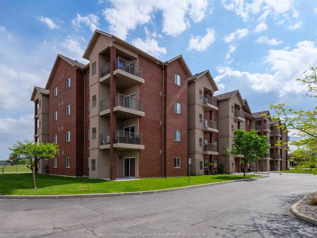 2650-sandwich-west-parkway-lasalle-ontario-26020226