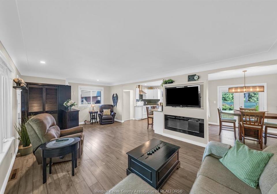 22-danforth-leamington-ontario-26020239