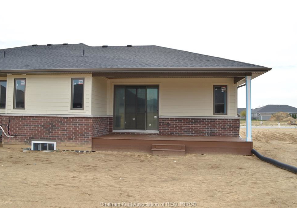 33-duskridge-road-chatham-ontario-26020241