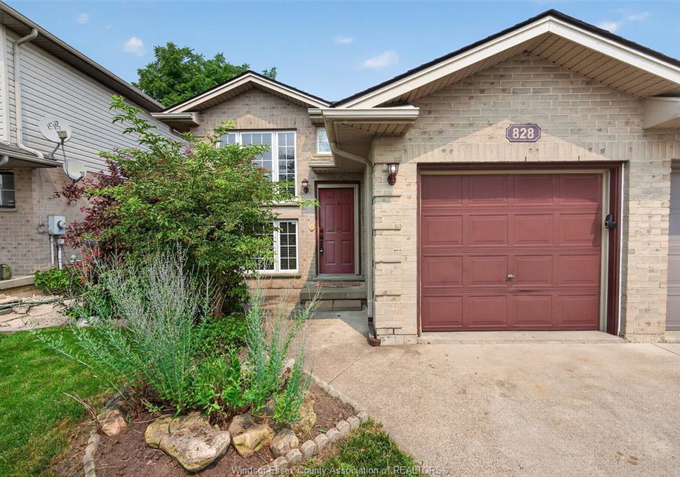 828-michael-drive-tecumseh-ontario-26020251
