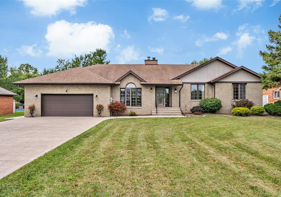 367-elmstead-lakeshore-ontario-26020254