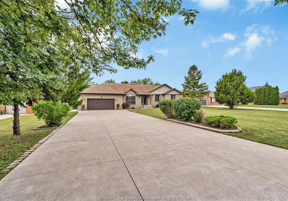 367-elmstead-lakeshore-ontario-26020254