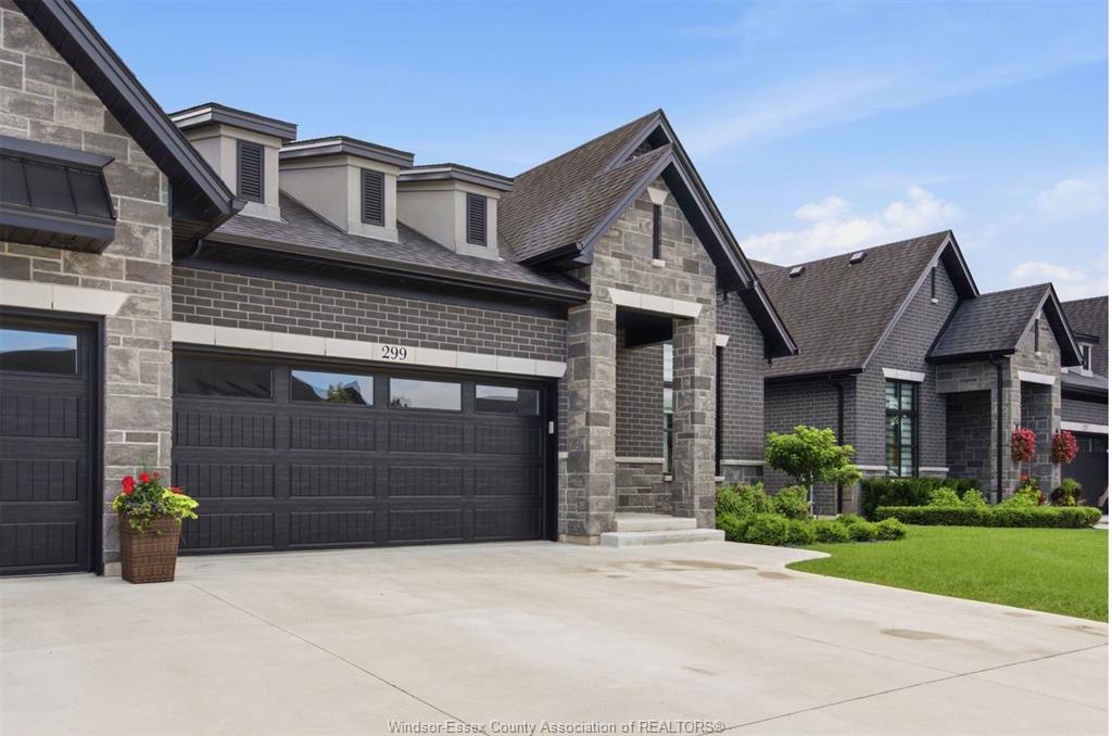 299-xavier-circle-lakeshore-ontario-26020263