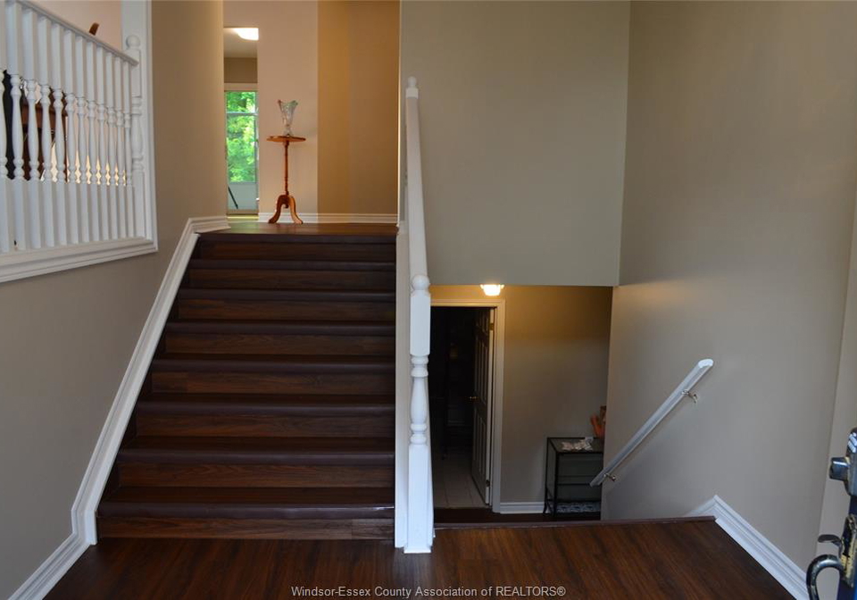 1270-woodmount-crescent-lasalle-ontario-26020265
