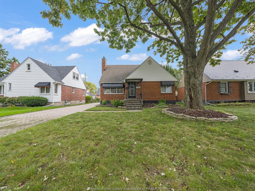 2584-chilver-windsor-ontario-26020272