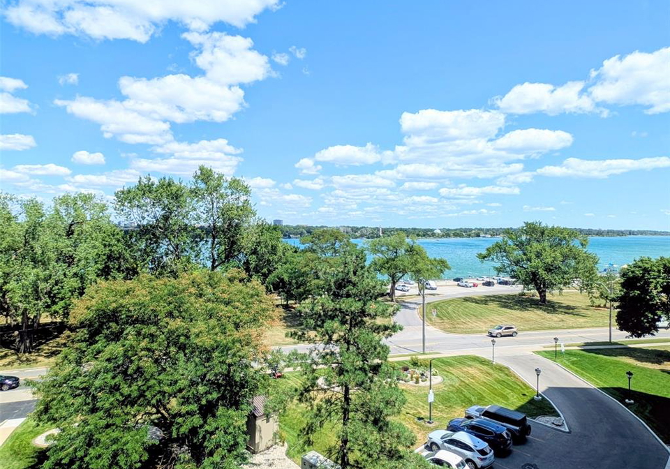 3601-riverside-drive-east-windsor-ontario-26020274