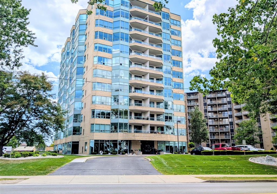 3601-riverside-drive-east-windsor-ontario-26020274