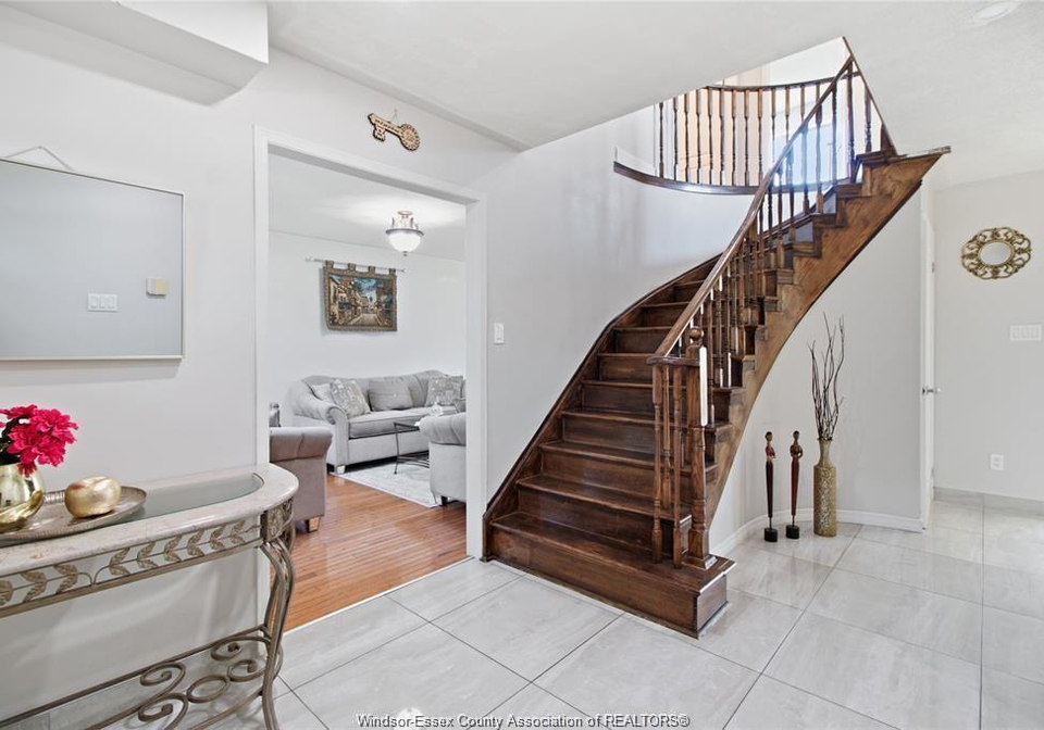 936-north-talbot-road-windsor-ontario-26020275