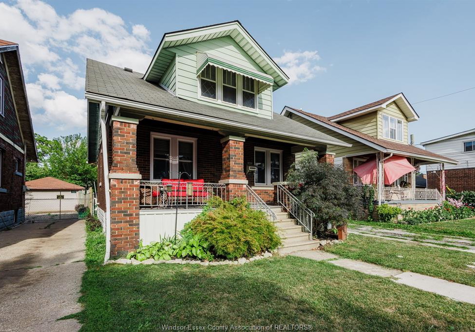 1472-albert-road-windsor-ontario-26020284