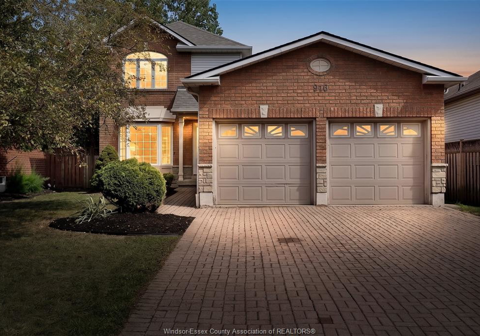 916-lemonwood-windsor-ontario-26020291
