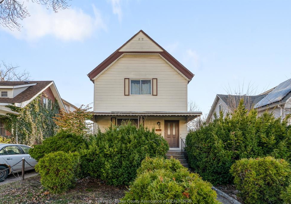 497-caron-avenue-windsor-ontario-26020300
