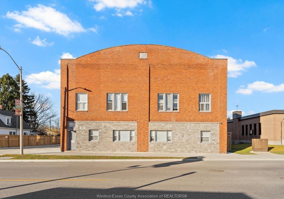 60-main-street-west-kingsville-ontario-26020301