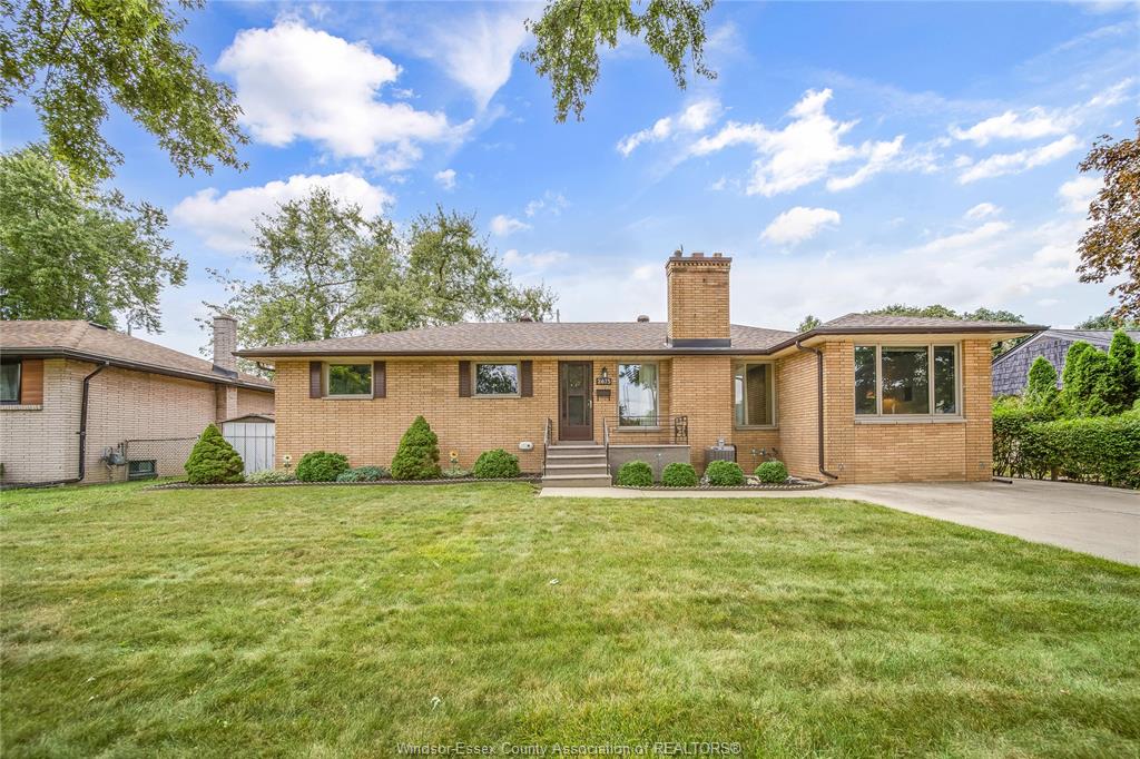 2675-mark-avenue-windsor-ontario-26020314