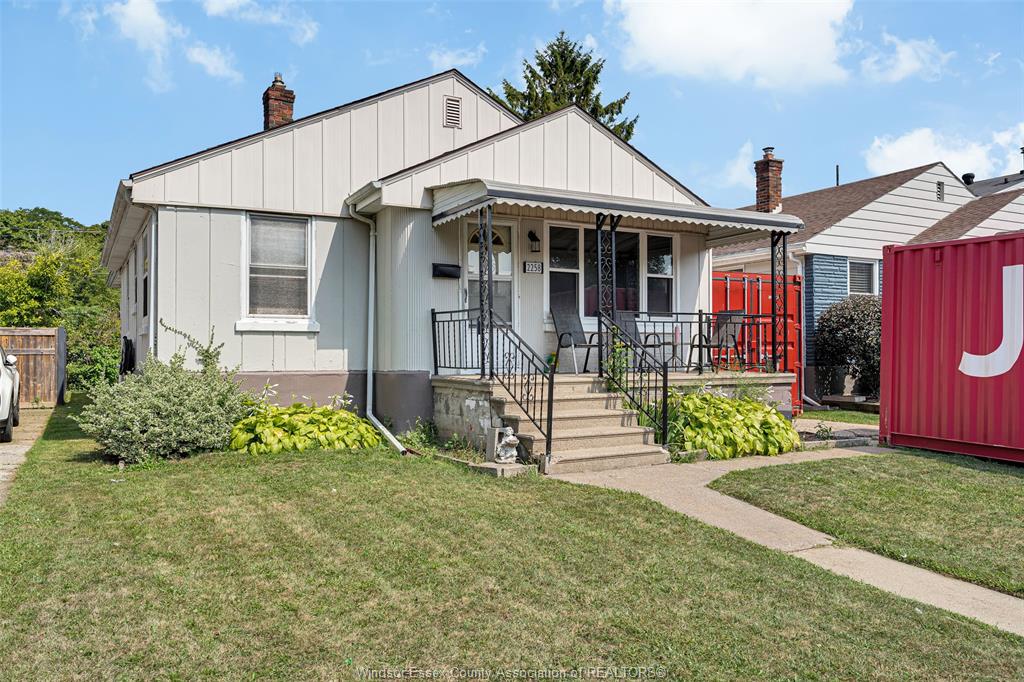 2258-parkwood-windsor-ontario-26020320