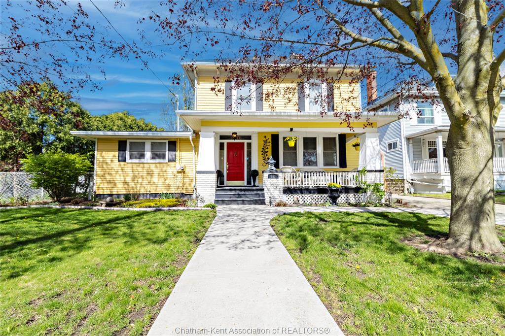 335-wellington-street-west-chatham-ontario-26020323