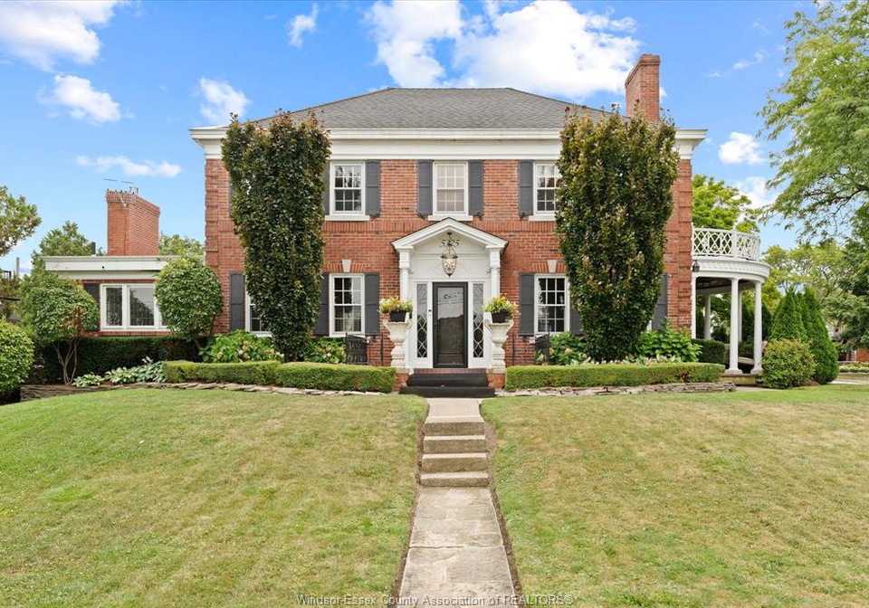 5325-riverside-drive-east-windsor-ontario-26020341