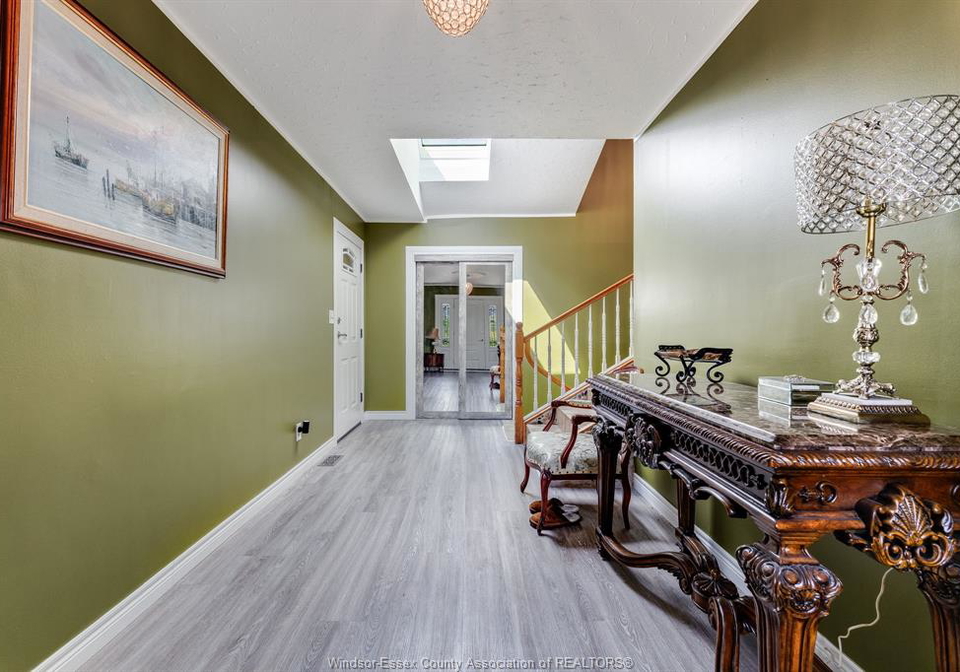 37-elizabeth-crescent-leamington-ontario-26020343