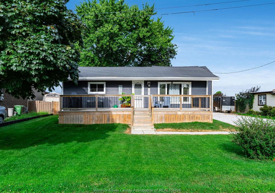 283-ford-road-kingsville-ontario-26020348