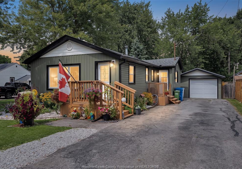191-laird-avenue-essex-ontario-26020351