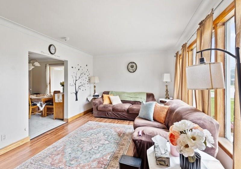 636-cabana-windsor-ontario-26020354