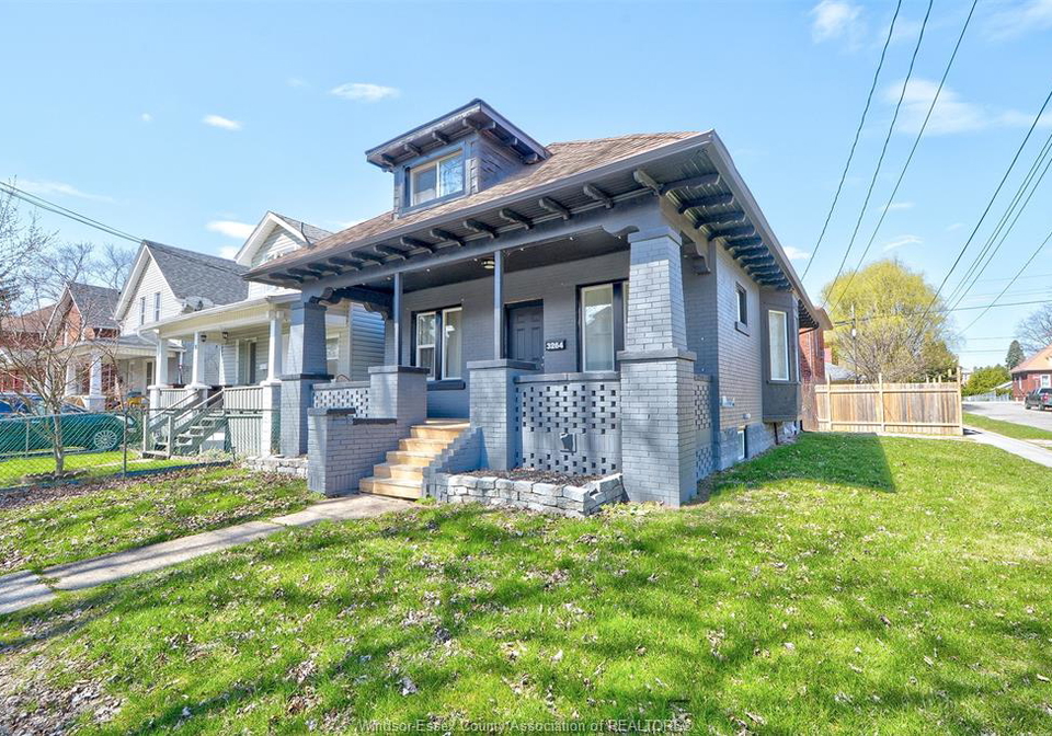 3264-baby-street-windsor-ontario-26020363