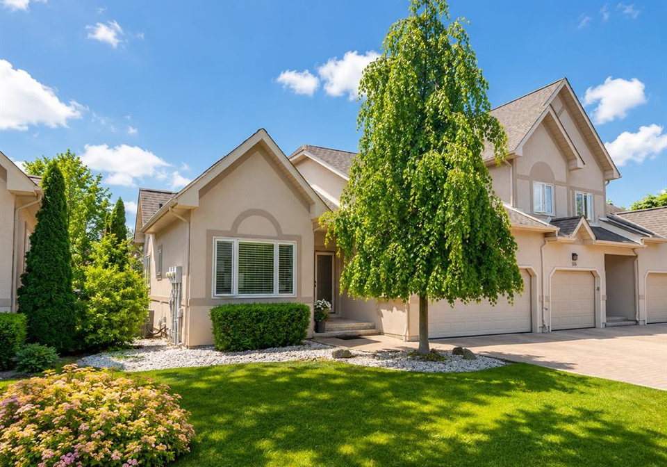 393-tuscany-crescent-tecumseh-ontario-26020380