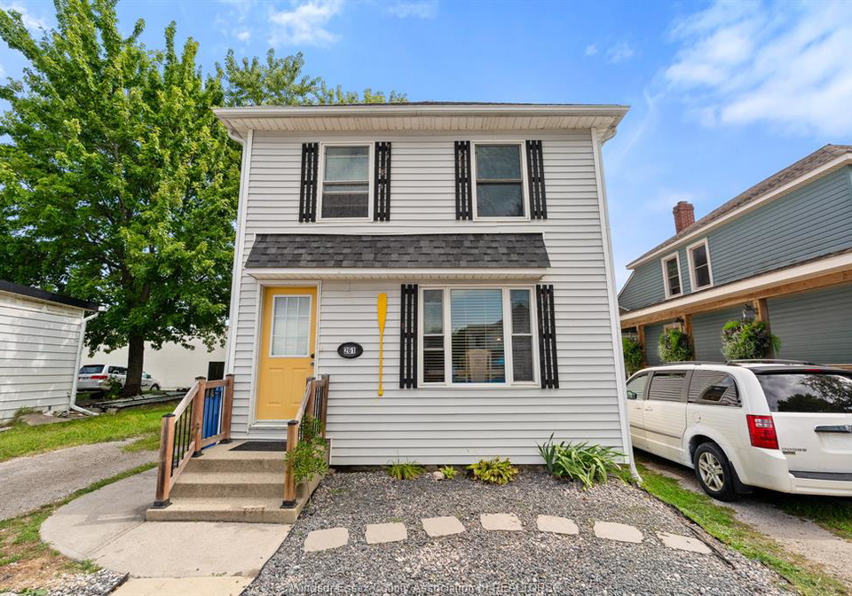 261-bathurst-street-amherstburg-ontario-26020384