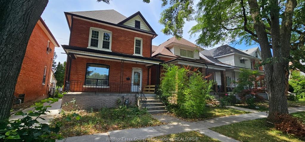 693-bruce-avenue-windsor-ontario-26020389