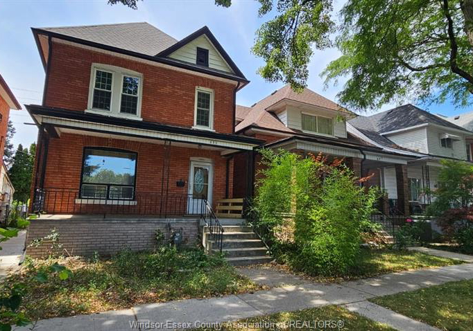 693-bruce-avenue-windsor-ontario-26020389