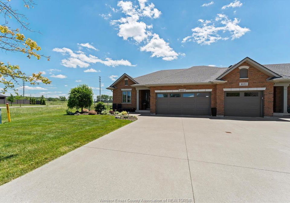 1057-branoff-lasalle-ontario-26020397