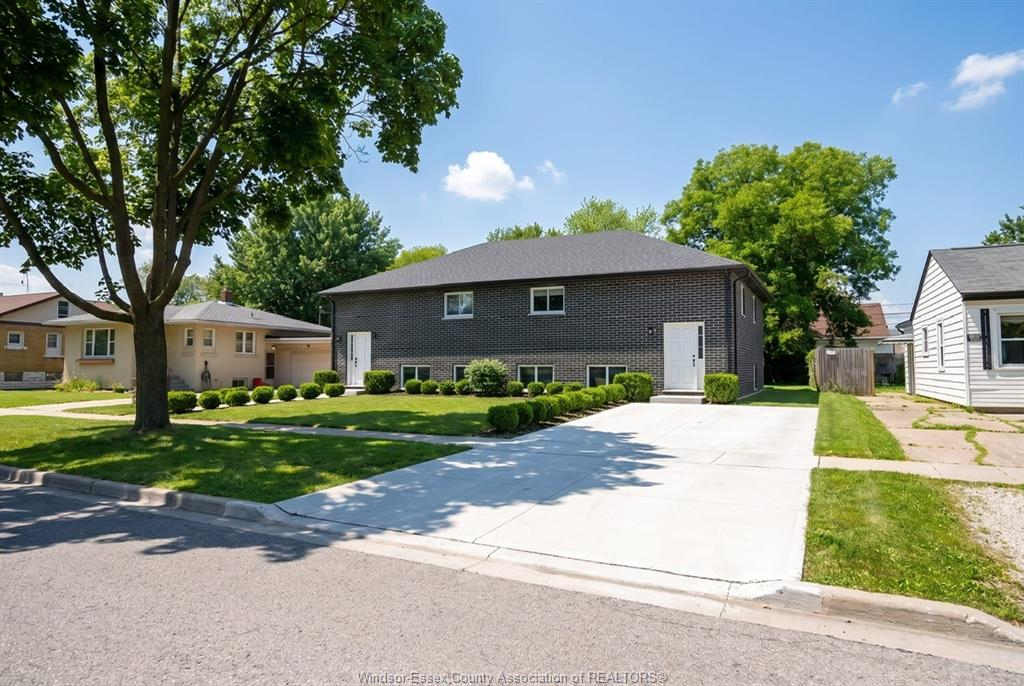 2341-alexis-windsor-ontario-26020406