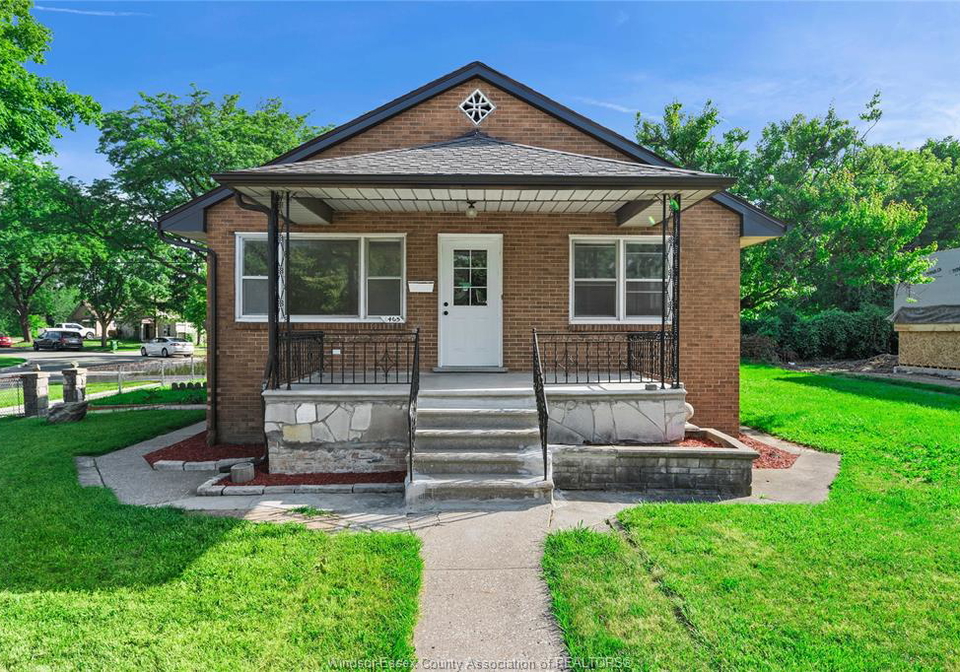 1465-campbell-avenue-windsor-ontario-26020411